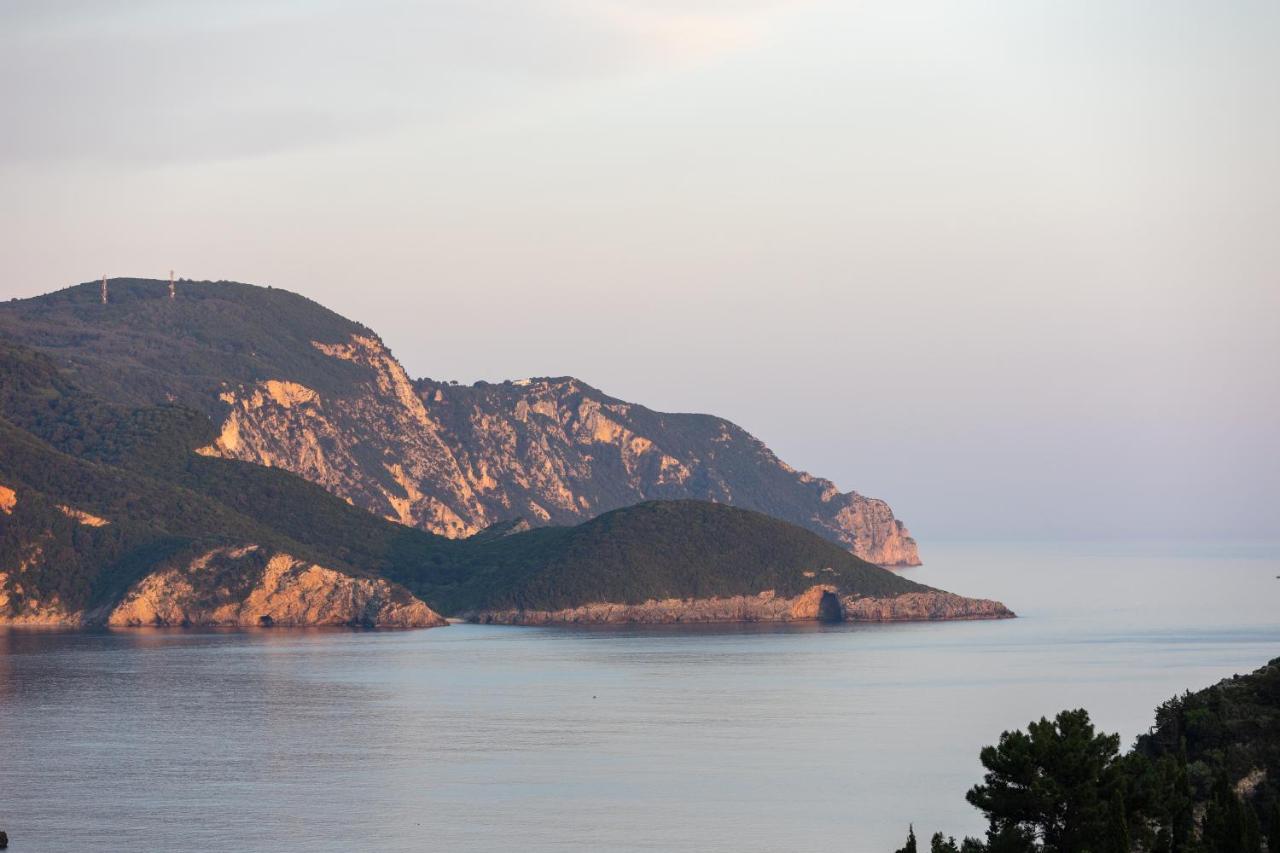 Paleokastritsa Red Gate Flat Apartman Kültér fotó